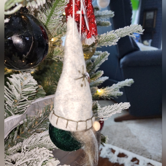 Christmas Gnomes Ornaments Set of 6 - Picture 3 of 7